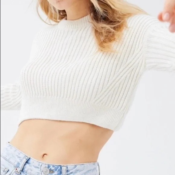 Urban Outfitters crop oversized‎ long sleeves crea knitted sweater size XS - Picture 4 of 15